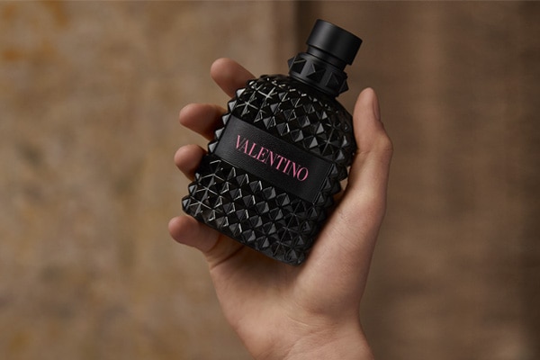 DISCOVER BORN IN ROMA UOMO EXTRADOSE <centre> DISCOVER BORN IN ROMA UOMO EXTRADOSE </centre>