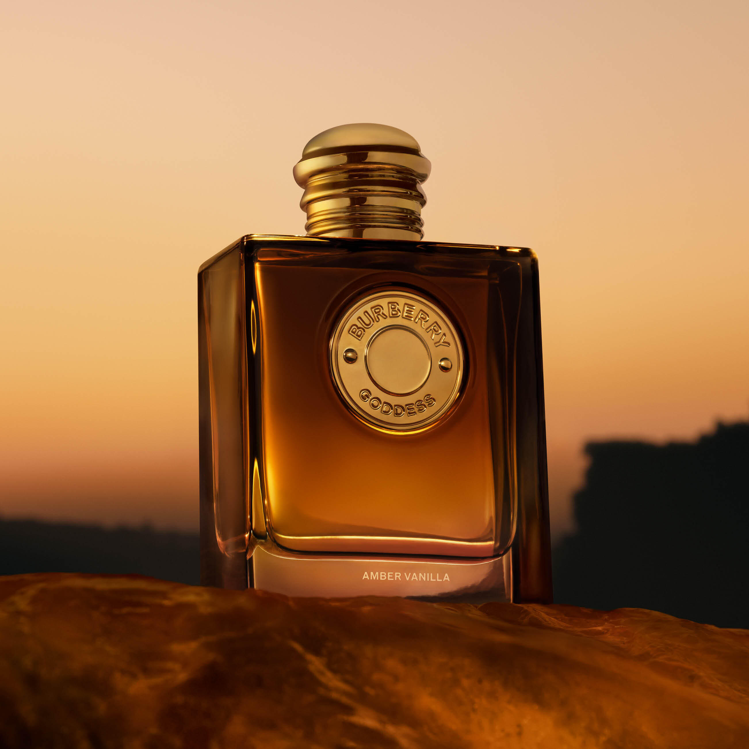 SafeValue must use [property]=binding: <center>FOR HER<br>DISCOVER BURBERRY GODDESS AMBER VANILLA</center> (see https://angular.dev/best-practices/security#preventing-cross-site-scripting-xss)