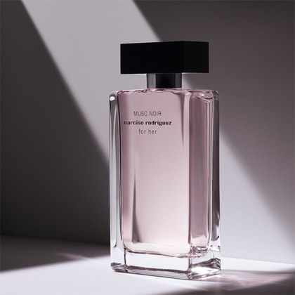 50ML Narciso Rodriguez For Her Musc Noir Eau de Parfum Spray  4 of 5 