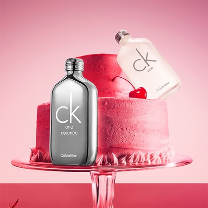 50ML Calvin Klein One Essence Parfum Gift Set  5 of 6 