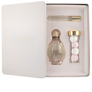 100ML Sarah Jessica Parker Lovely Eau de Parfum Gift Set  1 of 2 