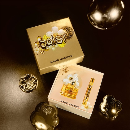 50ML Marc Jacobs Daisy Eau de Toilette Spray Gift Set  3 of 6 