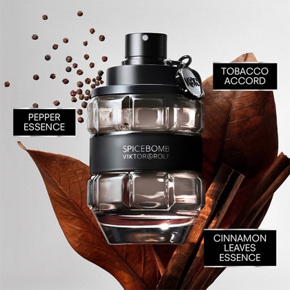 50ML Viktor Rolf Spicebomb Eau de Toilette Spray Gift Set  2 of 4 
