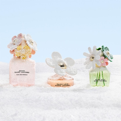 75ML Marc Jacobs Daisy Eau So Fresh Eau de Toilette Spray Gift Set  3 of 4 
