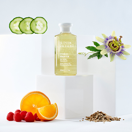 200ML Super Facialist Vitamin C SF VITC OIL 200ML.  2 of 3 