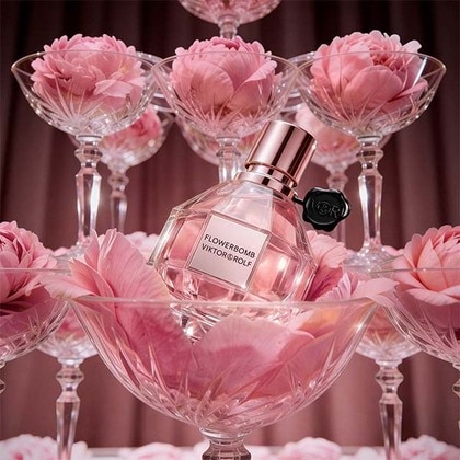 50ML Viktor Rolf Flowerbomb Eau de Parfum Gift Set  4 of 6 