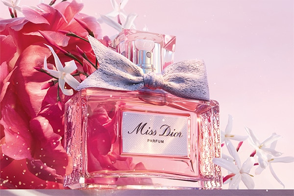 Miss dior essence bottle