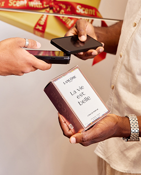 Paying for perfume using Klarna